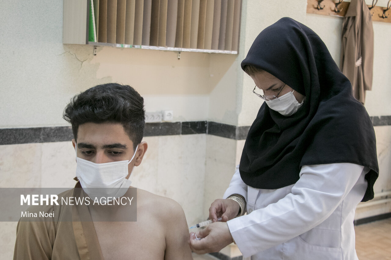 تکمیل واکسیناسیون ۳۰ درصد افراد بالای ۱۸ سال در آذربایجان‌شرقی
